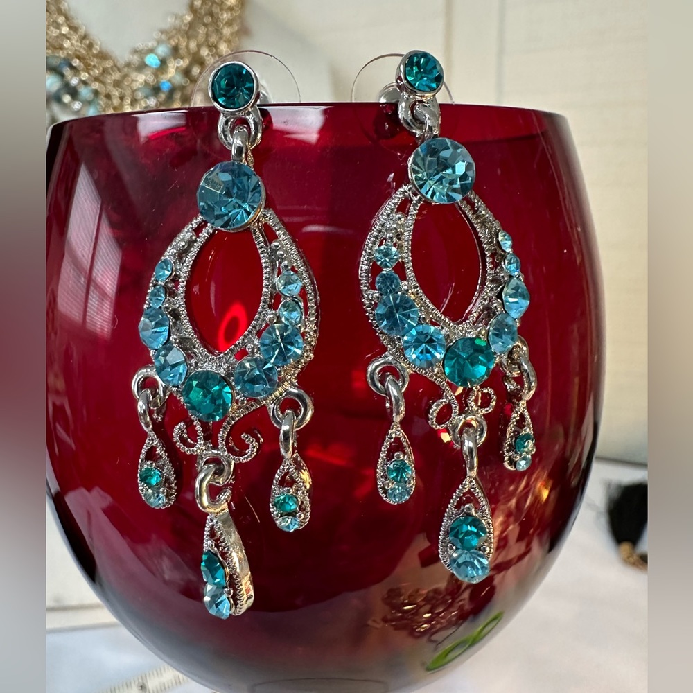 Light blue ice sparkly rhinestone dangle earrings